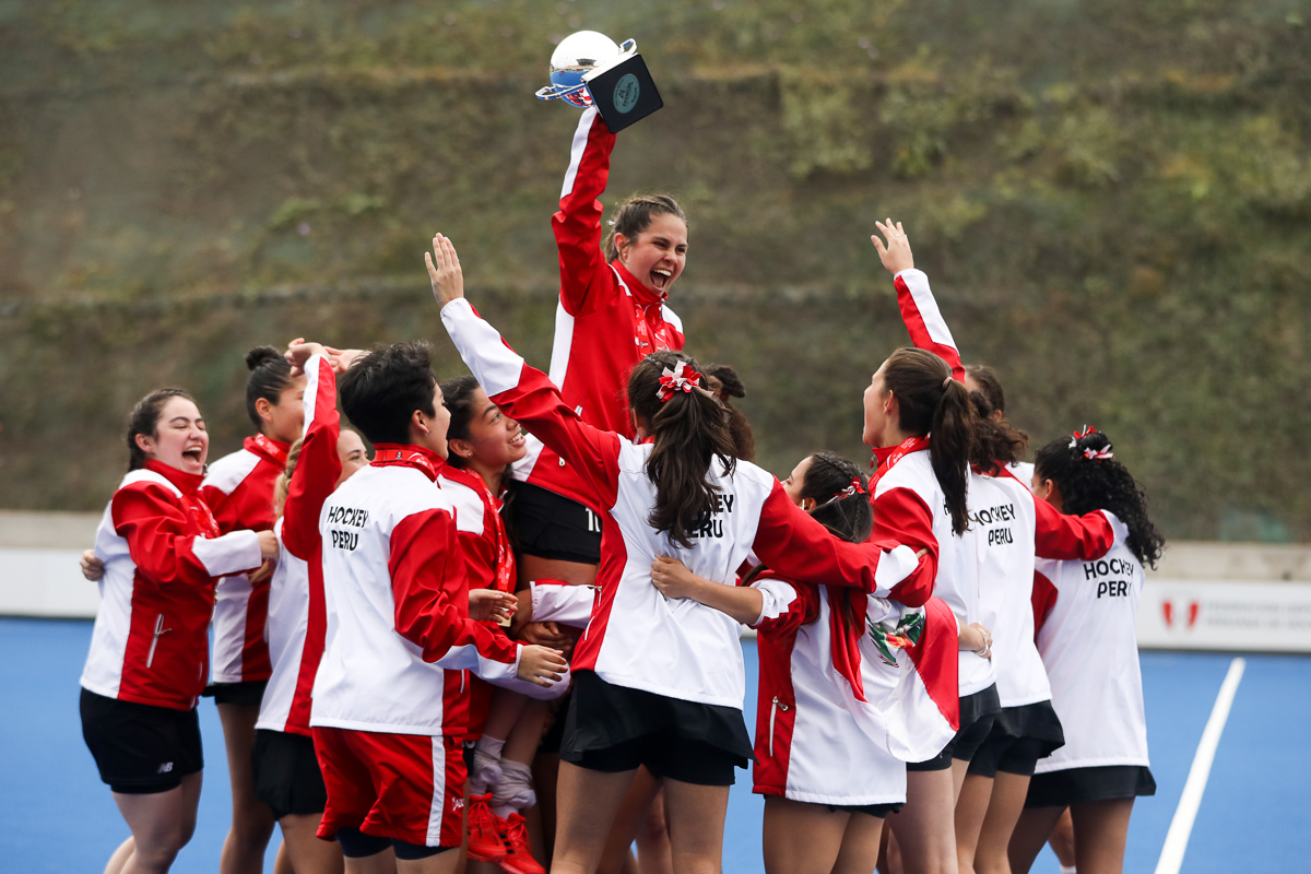 Medalla de Oro: Perú